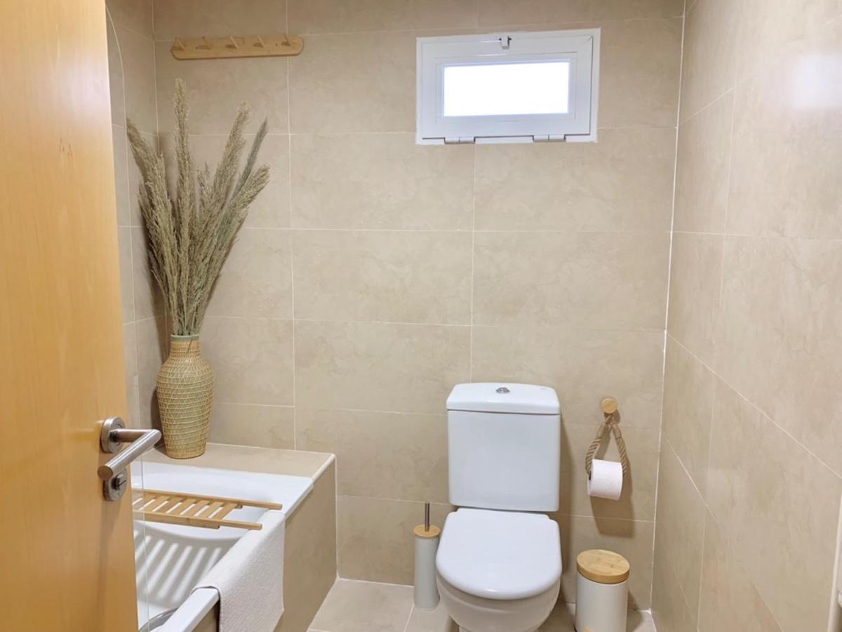 הוילה Almuñécar Adosado Con Piscina A 5 Minutos De La Playa מראה חיצוני תמונה