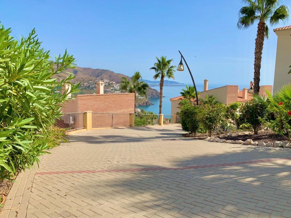 הוילה Almuñécar Adosado Con Piscina A 5 Minutos De La Playa מראה חיצוני תמונה